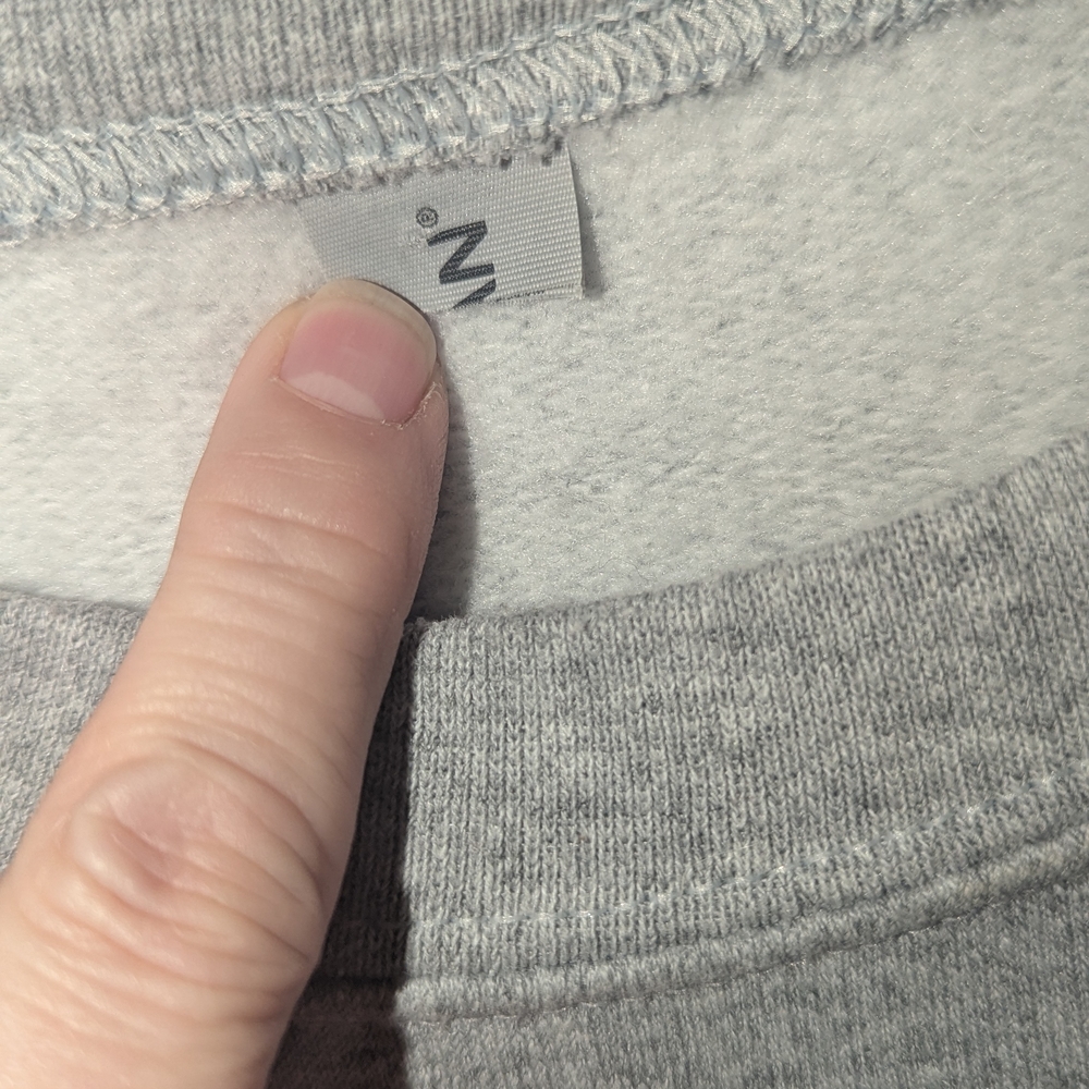Go Taylors Boyfriend Grey Sweatshirt- Size M - Picture 2 of 2